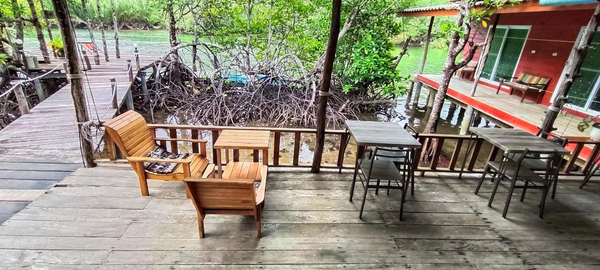 Ta Yai Homestay Ko Kut Екстер'єр фото