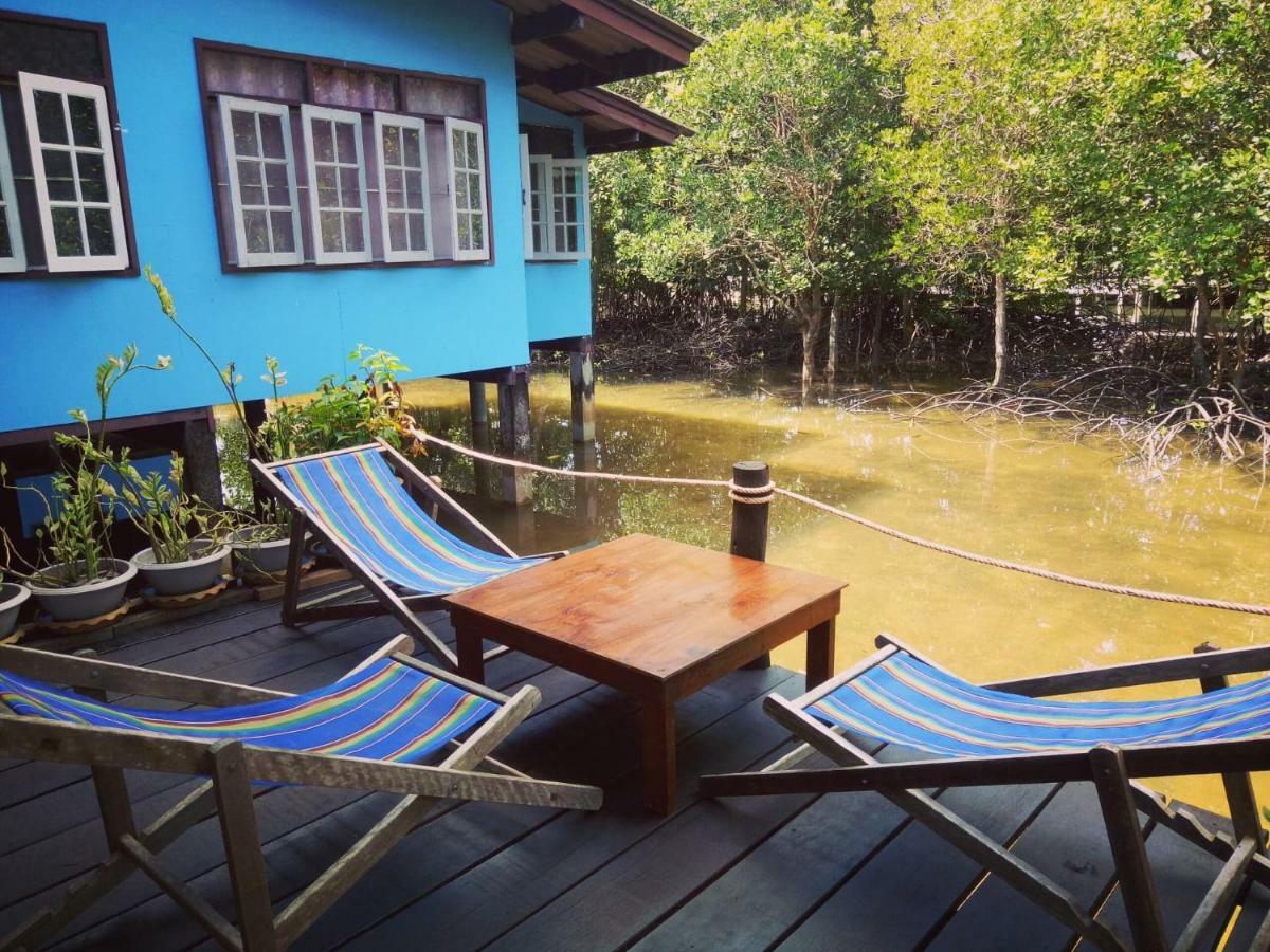 Ta Yai Homestay Ko Kut Екстер'єр фото