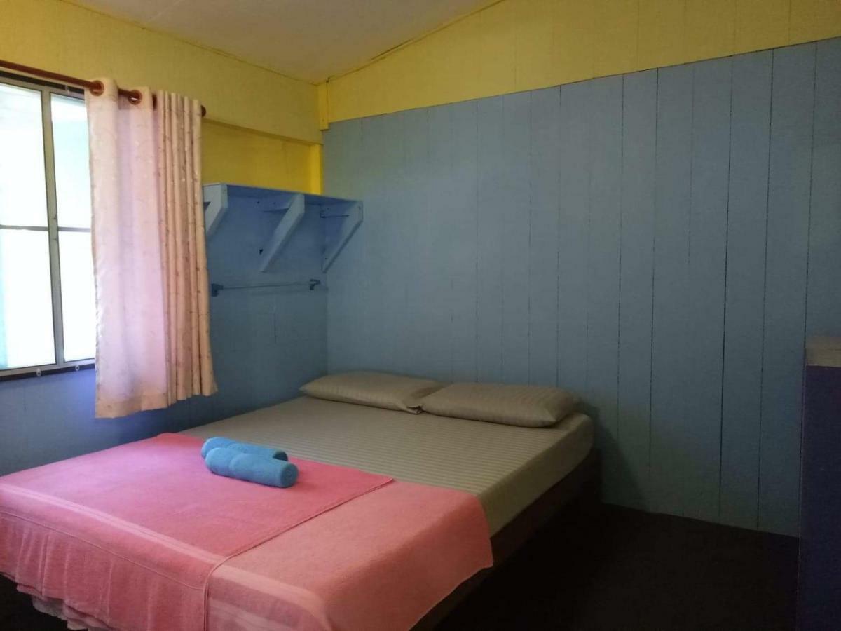 Ta Yai Homestay Ko Kut Екстер'єр фото