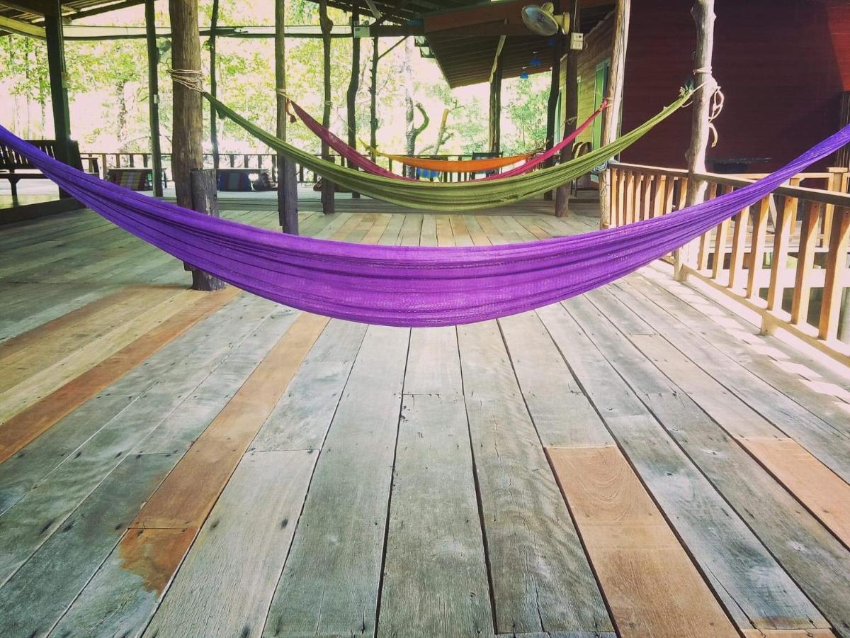 Ta Yai Homestay Ko Kut Екстер'єр фото